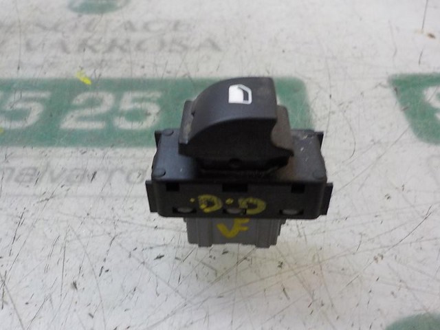 Compre 9816791877 Opel Botão dianteiro direito de ativação de motor de acionamento de vidro