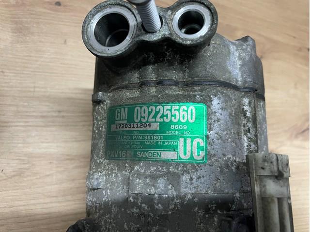 Compressor de aparelho de ar condicionado 09225560 General Motors