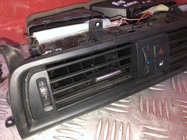  BMW 16828110
