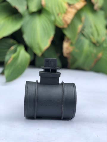 Sensor de fluxo (consumo) de ar, medidor de consumo M.A.F. - (Mass Airflow) General Motors 55561301 preço, a partir de 23,41 USD