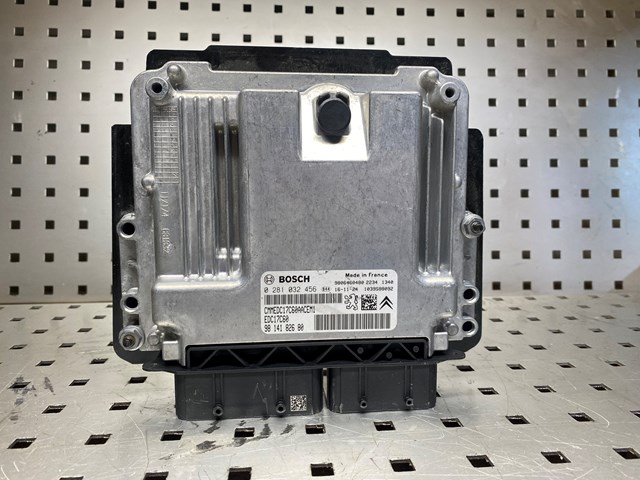 Módulo de direção (Centralina eletrônica) de motor Peugeot/Citroen 9806460480