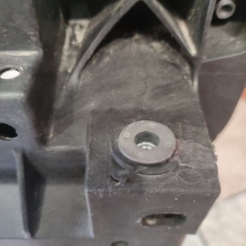 Compre 30805248 AND Suporte do radiador montado (painel de montagem de fixação das luzes)