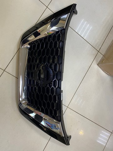 623109UF0A Nissan/Infiniti Grelha do radiador