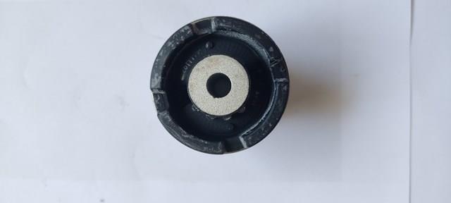 Bloco silencioso dianteiro do braço oscilante superior A2053330314 Mercedes