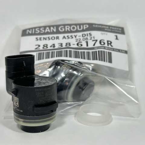 284386176R Nissan/Infiniti Sensor traseiro de sinalização de estacionamento (sensor de estacionamento)