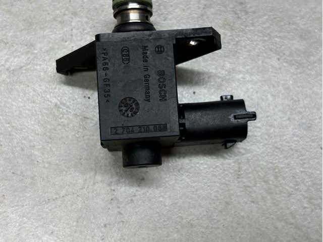0261540012 Bosch Regulador de pressão de combustível na régua de injectores