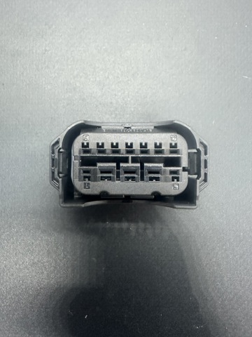 6913653 BMW 