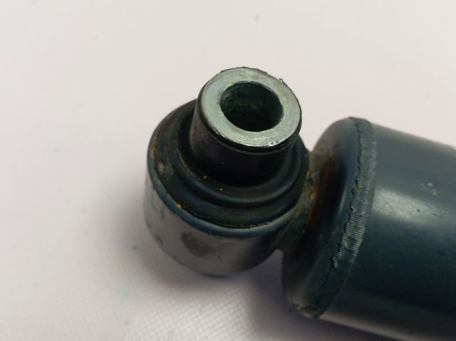 5802392684 Iveco Amortecedor dianteiro esquerdo