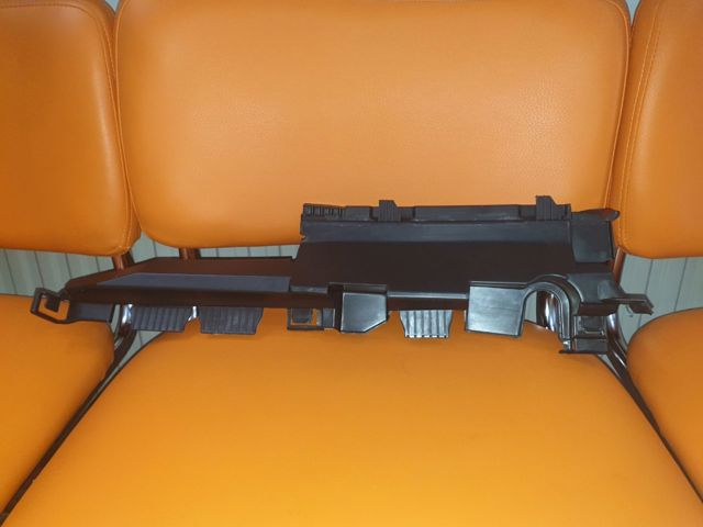 1675054900 Mercedes Radiador direito de esfriamento de motor