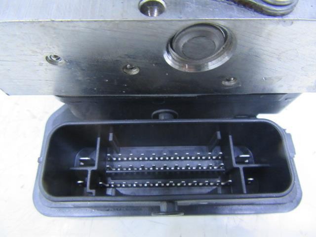 Unidade hidráulico de controlo ABS Renault (RVI) 476608240R preço, a partir de 136,44 USD