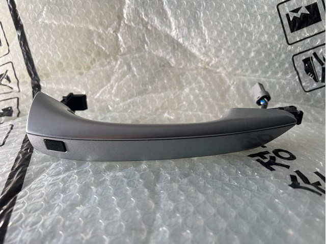 Compre 82651G2720 Hyundai/Kia Maçaneta dianteira esquerda externa da porta