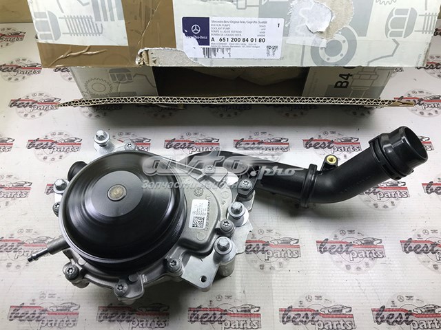 Compre A651200840180 Mercedes Bomba de água (bomba) de esfriamento