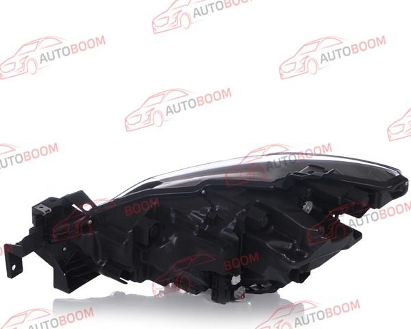 Compre GJS151031D Mazda Luz direita