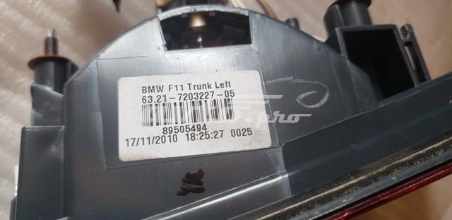 Lanterna traseira esquerda interna 63217203227 BMW
