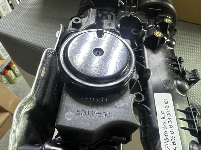 6560163800 Mercedes Tampa de válvulas