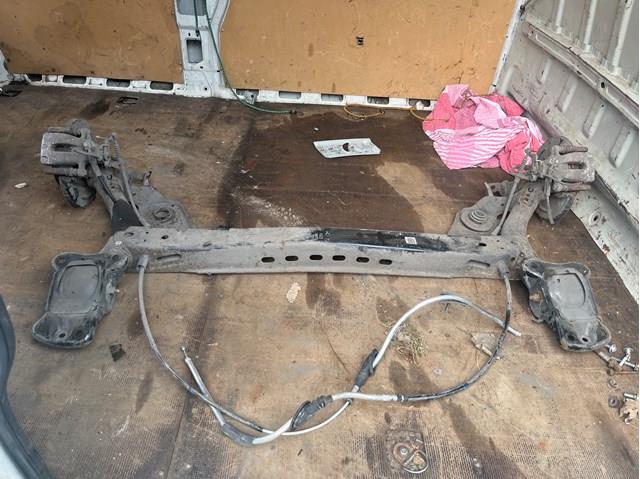 Compre 5Q0501115 VAG Viga de suspensão traseira (plataforma veicular)