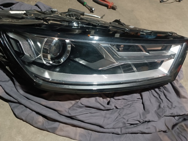 Compre 4M0941006B VAG Luz direita