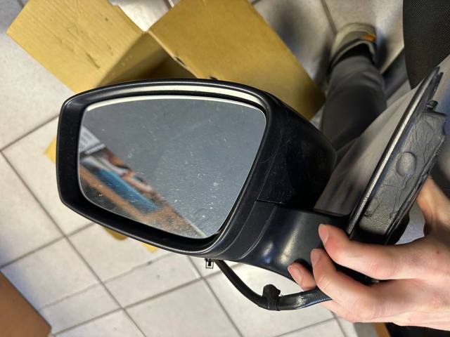 Compre FP7435M01 FPS Espelho de retrovisão esquerdo