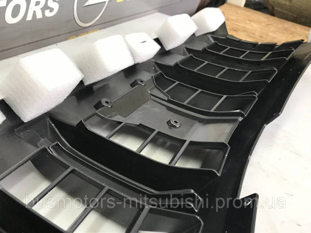 Compre 7450A885 Mitsubishi Grelha do radiador