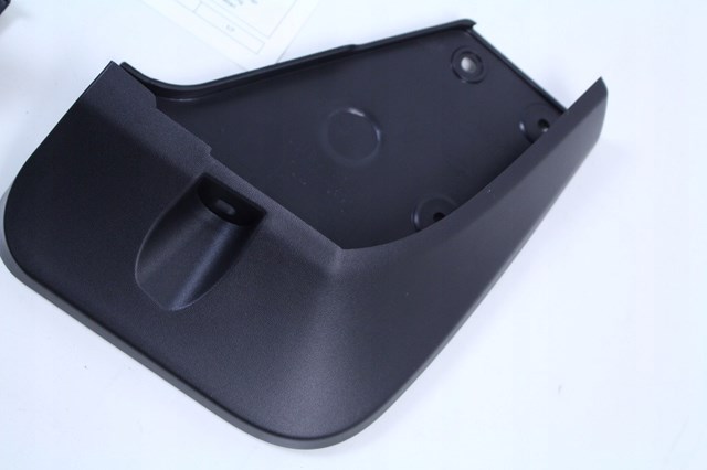 8201665625 Renault (RVI) Protetores de lama dianteiros, kit