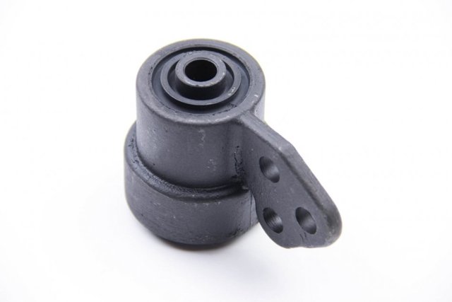 Bloco silencioso dianteiro do braço oscilante inferior Bcguma BC0302 preço, a partir de 21,07 USD