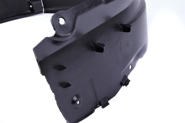 Guarda-barras direito do pára-lama dianteiro Renault (RVI) 638440003R