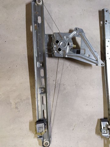  Mecanismo de acionamento de vidro da porta dianteira direita Mercedes Sprinter III 3,5-t camião de plataforma/chassis (907, 910) (2018 - 2026) III 3,5-t