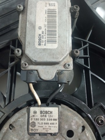 7L0121203 VAG Difusor do radiador de esfriamento, montado com motor e roda de aletas