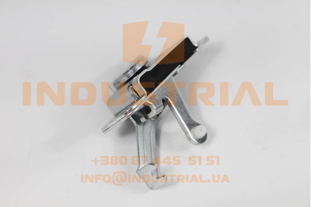 Fecho da porta dianteira direita 5801577562 Iveco