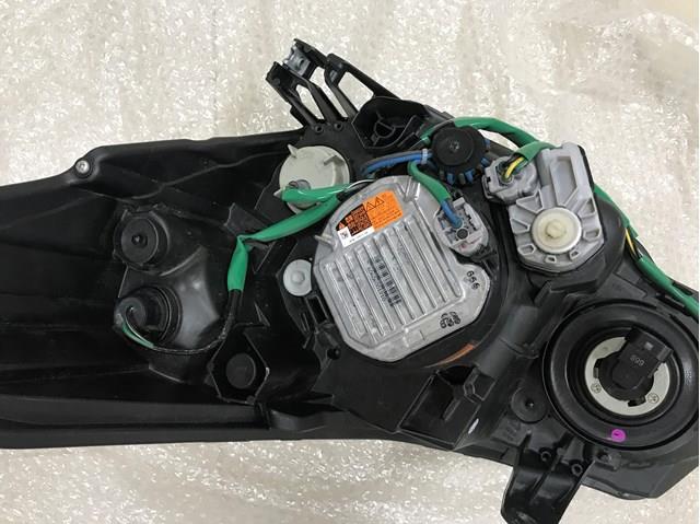 84001SG021 Subaru Luz direita