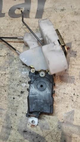 Compre 61031SA050 Subaru Fecho da porta dianteira esquerda