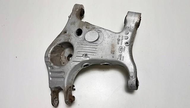 LR098944 Land Rover Braço oscilante inferior esquerdo de suspensão traseira