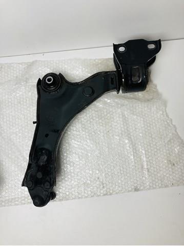 Compre LR086107 Land Rover Braço oscilante inferior direito de suspensão dianteira