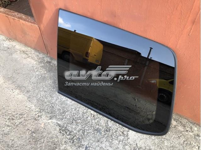 Vidro de carroçaria (da seção de bagagem) esquerdo Toyota 6272060D70