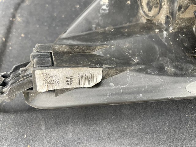 Compre 921021WXXX Hyundai/Kia Luz direita