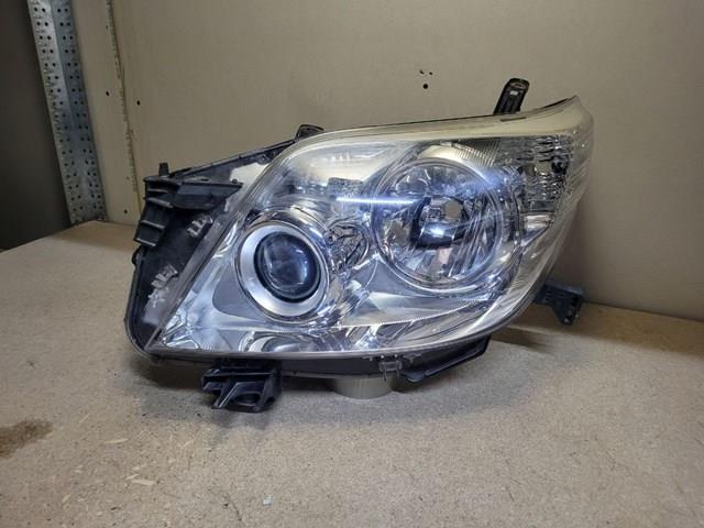 Luz esquerda 8117060L70 Toyota