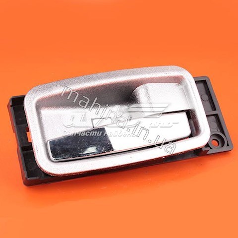 1018006377 Geely Maçaneta interna direita da porta traseira