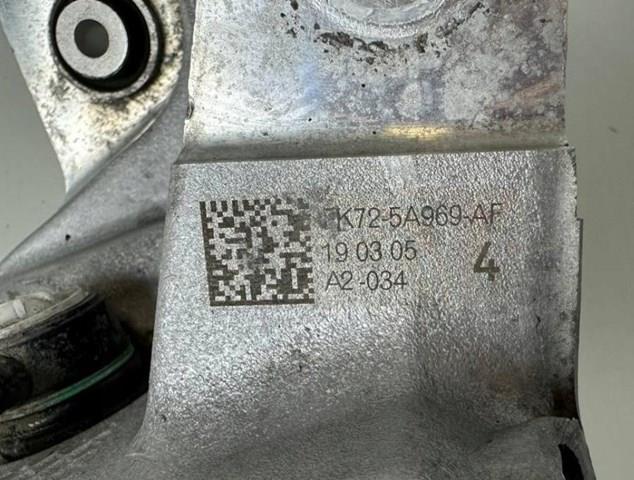 Pino moente (extremidade do eixo) traseiro esquerdo Land Rover LR079296 preço, a partir de 228,14 USD