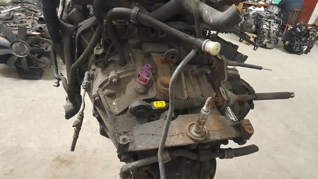 Caixa de Mudança montada (caixa mecânica de velocidades) Renault (RVI) 8200546200