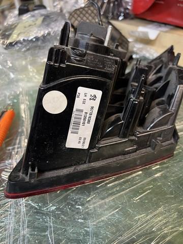 Lanterna traseira esquerda interna Peugeot/Citroen 9677818380 preço, a partir de 42,56 USD