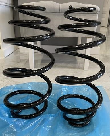 Mola traseira direita Mercedes A4473240804 preço, a partir de 184,46 USD