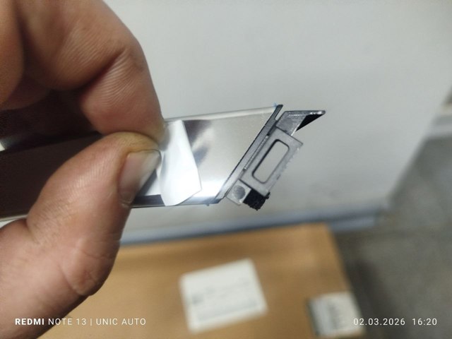 Compre 802842017R Renault (RVI) Moldura dianteira direita do teto
