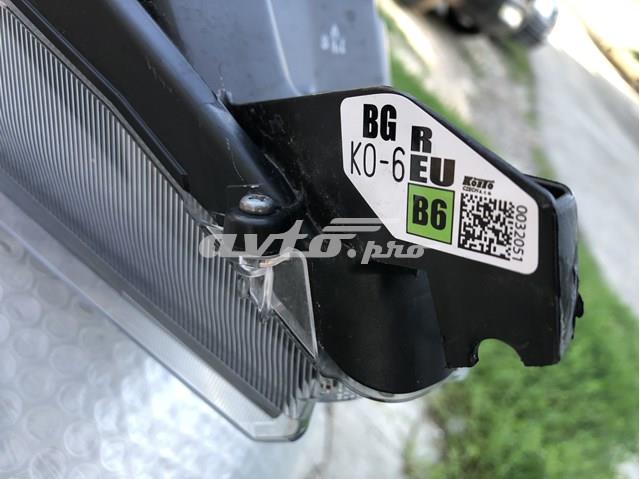 Compre 81130K0060 Toyota Luz direita