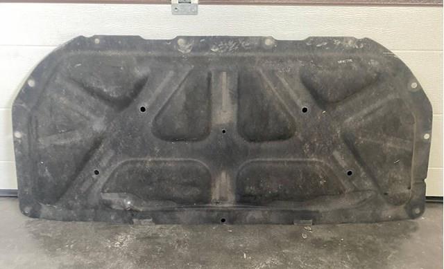 Isolamento de ruído da capota para SsangYong Korando C 