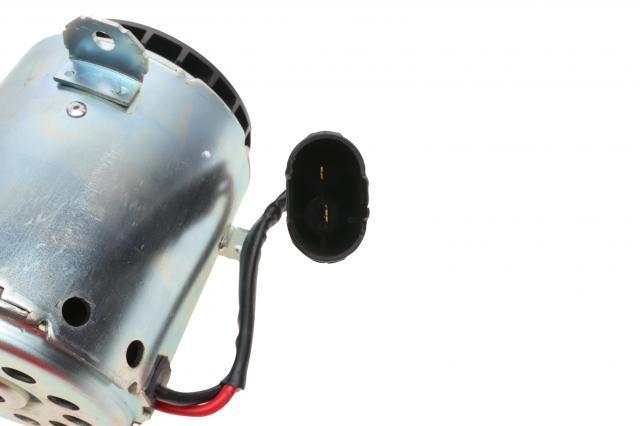 0240115 Trucktec Ventilador elétrico de esfriamento montado (motor + roda de aletas)