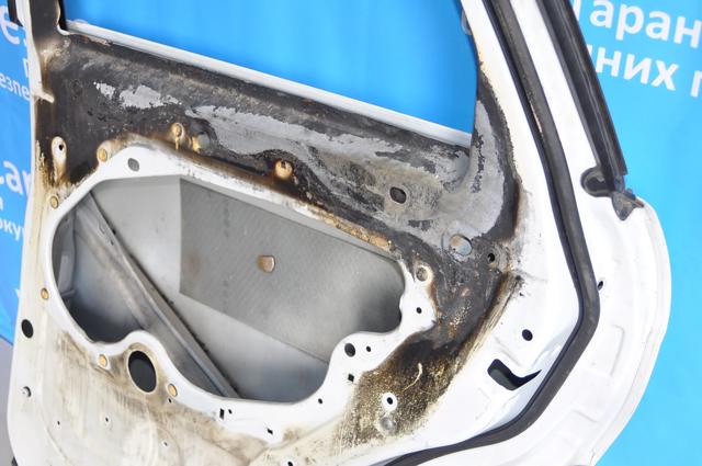 Porta traseira direita Land Rover LR028556 preço, a partir de 898,95 USD