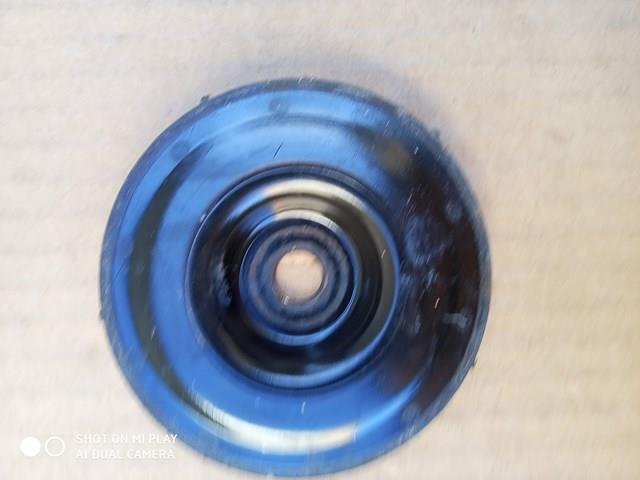 24414613 General Motors Suporte de amortecedor dianteiro
