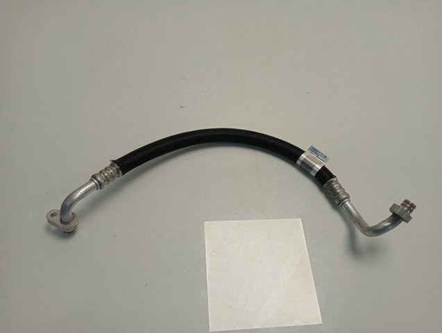 Mangueira de aparelho de ar condicionado, desde o compressor até o radiador Fiat/Alfa/Lancia 9842465380