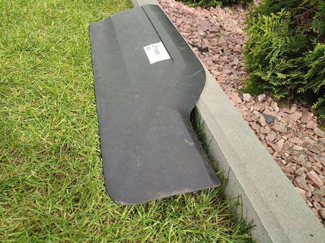 Moldura da porta traseira esquerda inferior Peugeot/Citroen 9820520680 preço, a partir de 118,60 USD