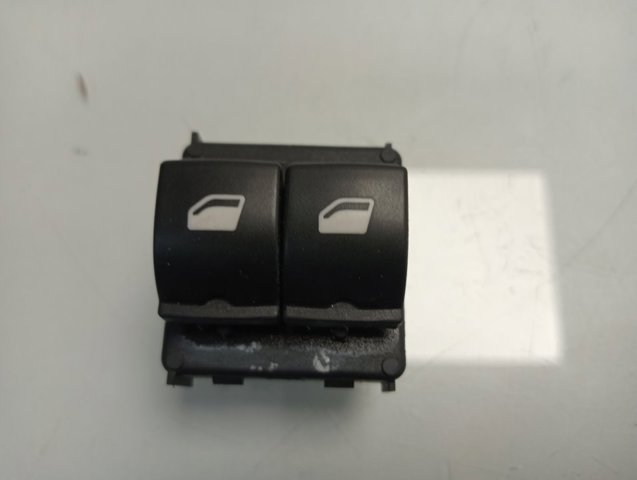 Botão dianteiro direito de ativação de motor de acionamento de vidro Opel 9816791877